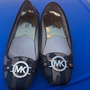 Michael Kors flats